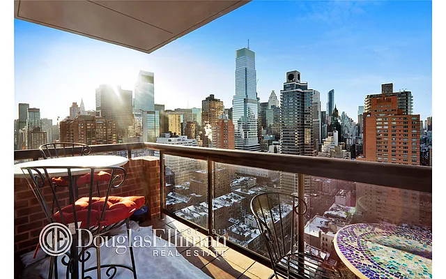 Rented by Douglas Elliman | media 20
