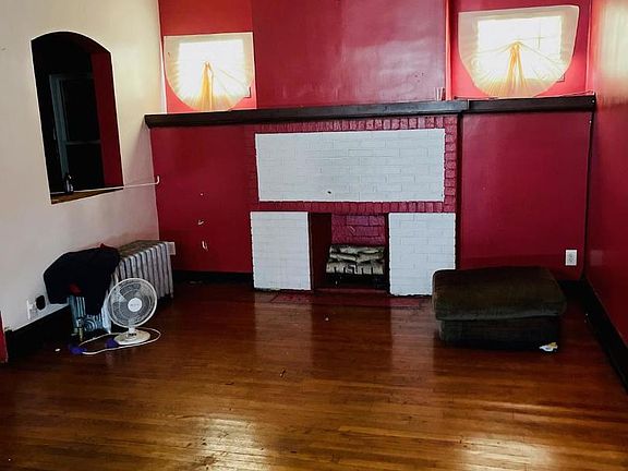 2nd image of 1135 N Latrobe Ave