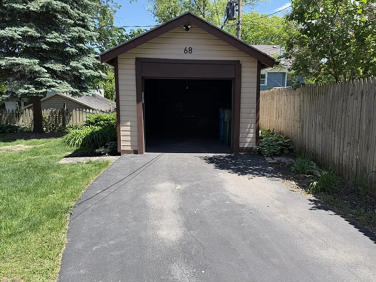 68 Mildorf St — Photo 8