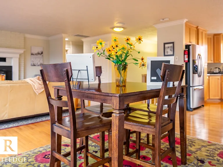 6565 Whispering Pines Ln — Photo 13
