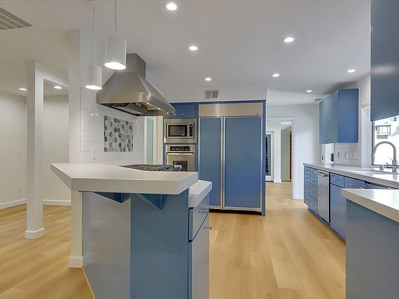 4th image of 26480 Anacapa Dr