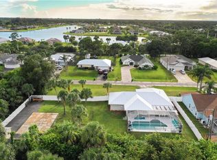 122 Filbert St, Sebastian, FL 32958