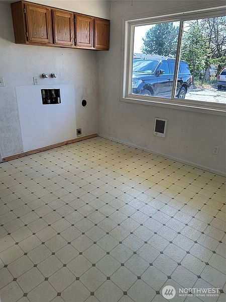 4th image of 204 March Street