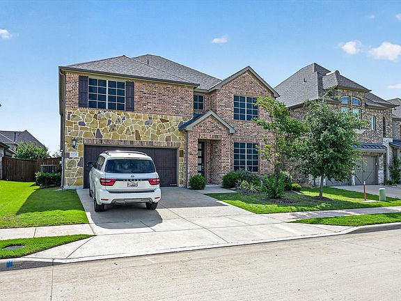 3rd image of 2136 Wyatt Way