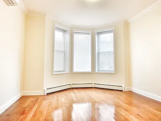 Rented by MAC Realty NY