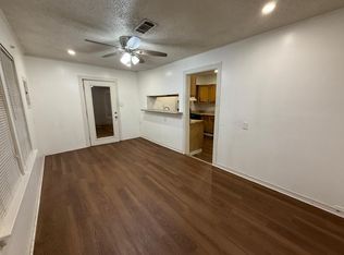 547 Commerce St, Gulfport, MS 39507