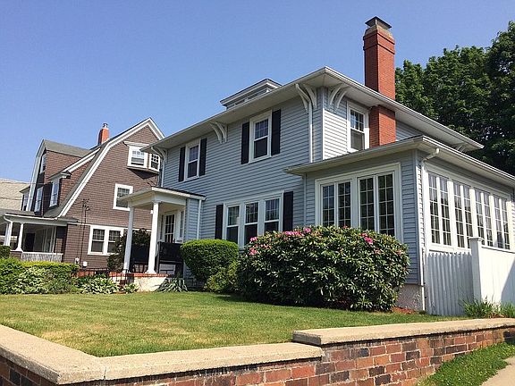 Front-side View in Spring