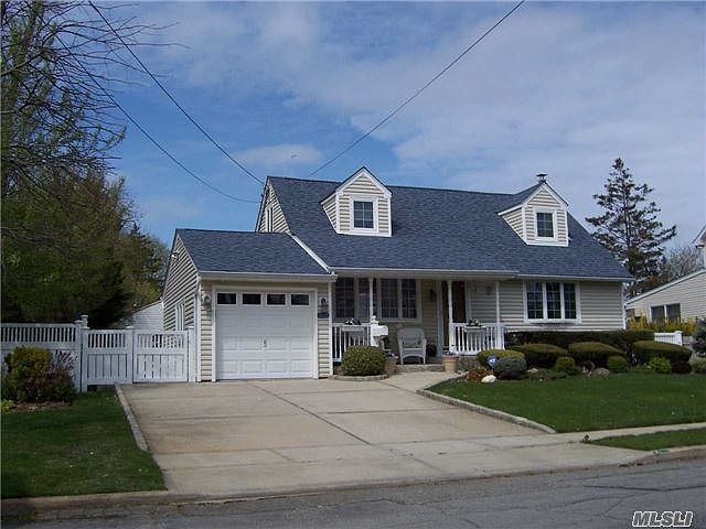 1st image of 143 New Hampshire Ave