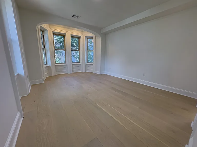 1703 Green St #5 — Photo 18