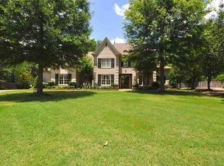 1670 Courts Meadow Cv, Collierville, TN 38017