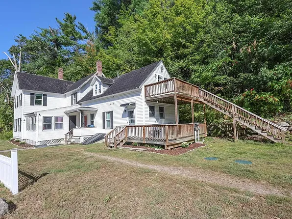 843 Western Ave #B, Henniker, NH 03242
