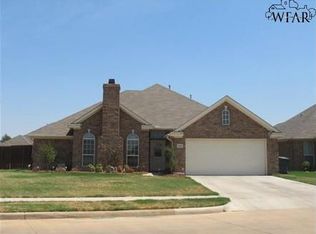 5001 Southfork Dr, Wichita Falls, TX 76310
