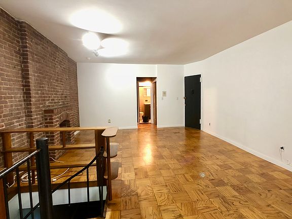3rd image of 40 W 87th St APT 1