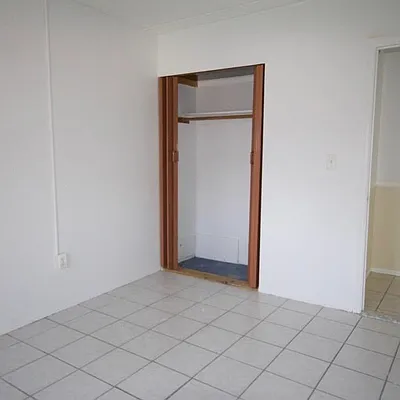 Rented by Nooklyn NYC LLC | media 34