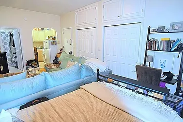 Rented by Manhattan Spaces