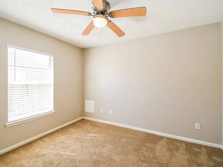 7533 International Village Dr — Photo 11