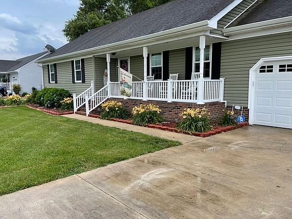 2nd image of 736 Tulls Creek Rd