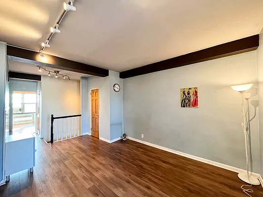 Rented by E Realty International Corp | media 1