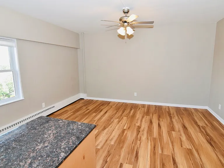 22 East 22nd Street — Photo 19