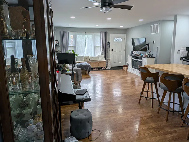 5208 59th Ave — Photo 8