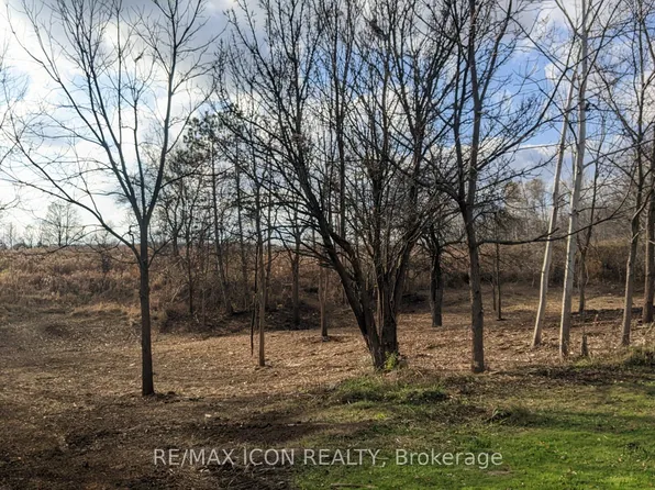 237 Frederick St, Southwest Middlesex, ON N0L 2N0