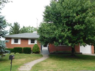 712 Rose Ave, Kouts, IN