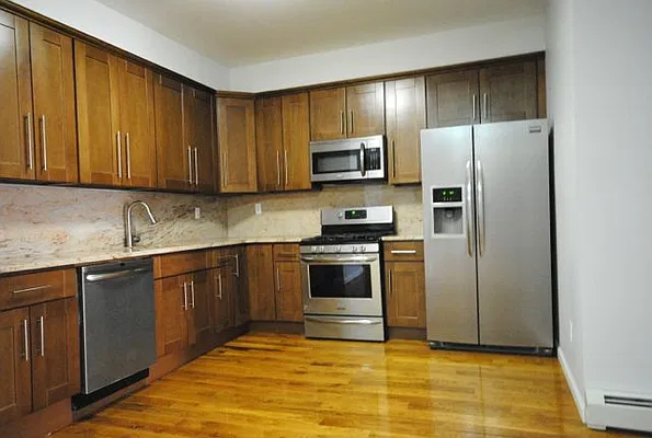 Rented by Bold New York | media 4