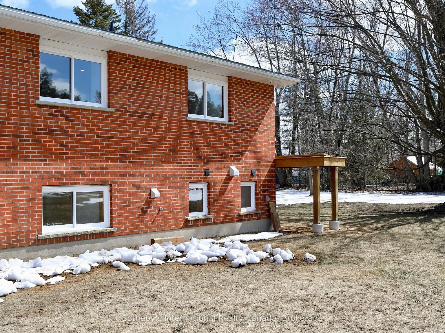 2 bed, $2,300 — Photo 4