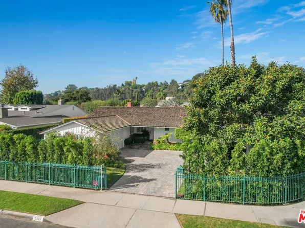 1425 Brinkley Ave, Los Angeles, CA 90049