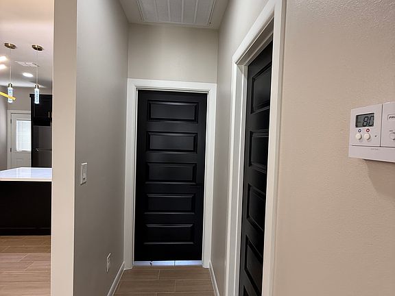 3rd image of 2204 E Viviana St #2