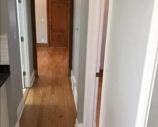 3rd image of 2040 W Ainslie St #2