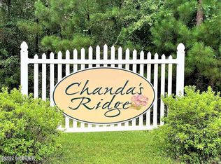 203 E Peyton Pl, Maple Hill, NC 28454