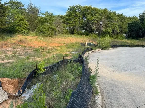 2001 Tranquil Ct, Roanoke, TX 76262