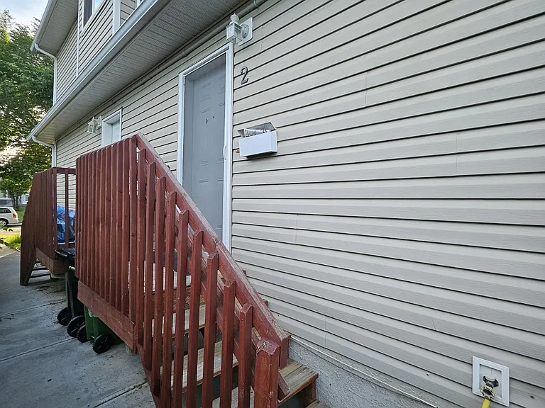 2 43rd St NW — Photo 14