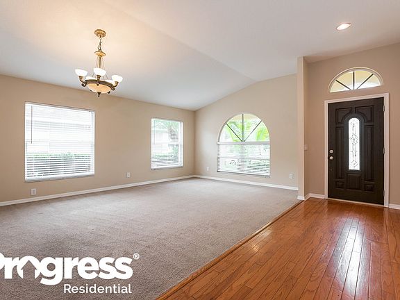 2nd image of 803 Straw Lake Dr