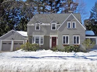 29 Appleby Rd, Wellesley, MA 02482