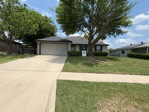 2707 Casey Dr Photo 1