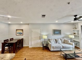 8377 38th Street Cir E Unit 205, Sarasota, FL 34243