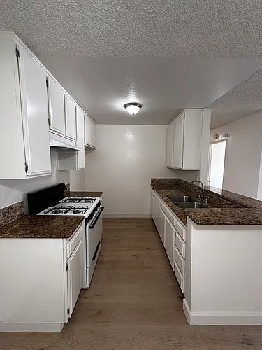 5134 N Glendora Ave #35 Photo 1