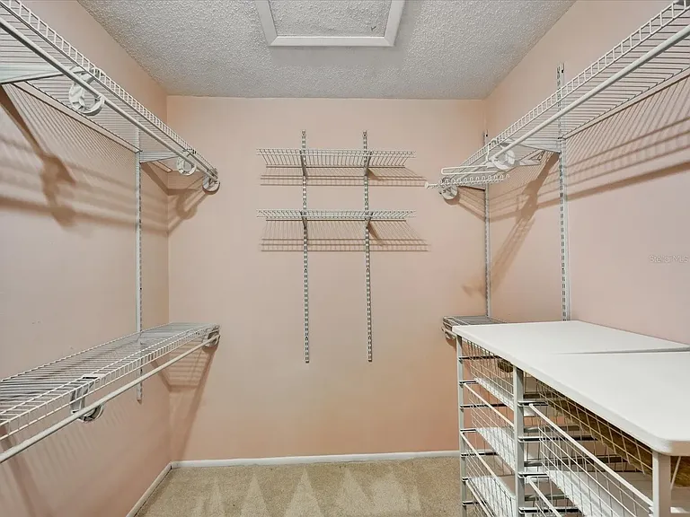 7261 Golf Pointe Way — Photo 7