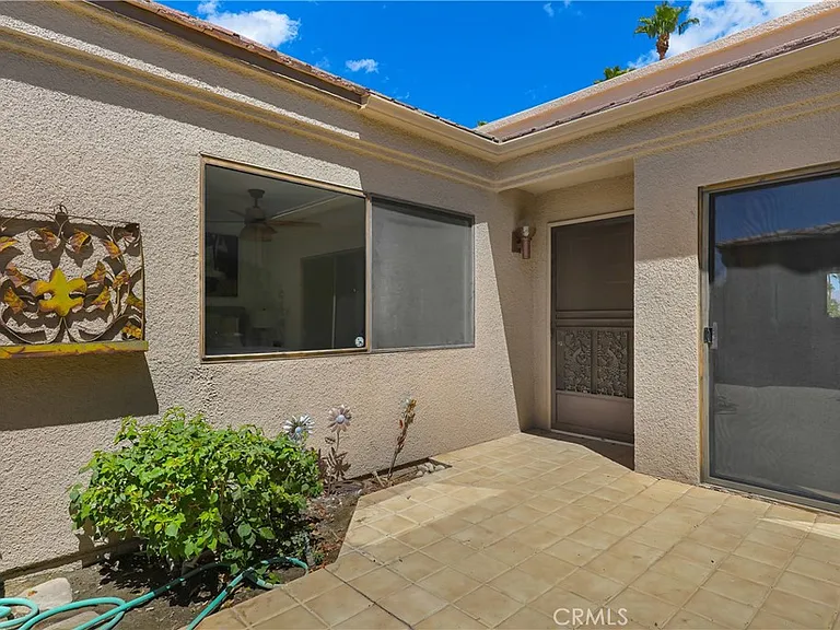 76238 Honeysuckle Dr — Photo 6