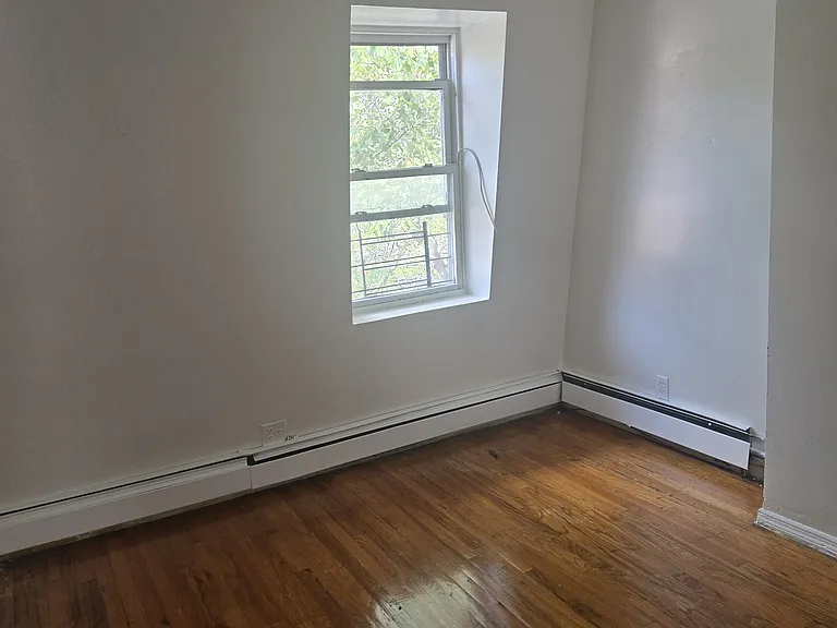 509 Hancock St #3R — Photo 5