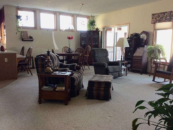 Front room - dining room