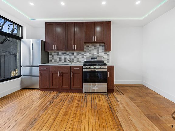 4th image of 279 S 5th St #3A