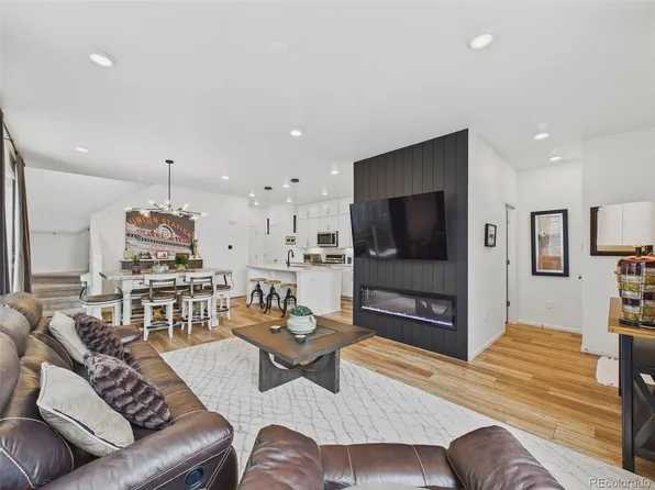2907 Distant Rock Avenue, Castle Rock, CO 80109