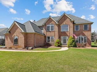 6082 Vineyard Ave, Ann Arbor, MI 48108