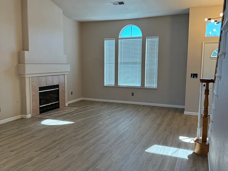 781 W Mount Diablo Ave — Photo 7