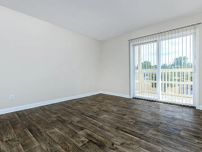 Chase Cove Apartments — Photo 125