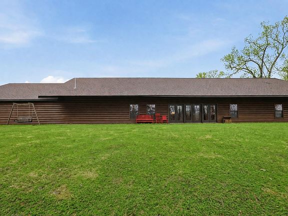 2nd image of 8008 County Road 5090