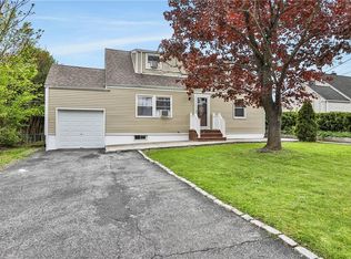 20 Briarbrook Rd, Ossining, NY 10562